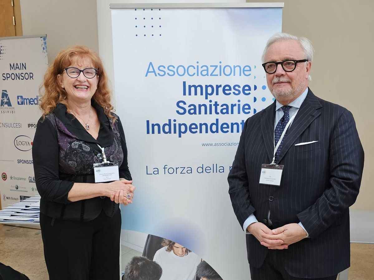 La dr. Lendaro alla assemblea AISI