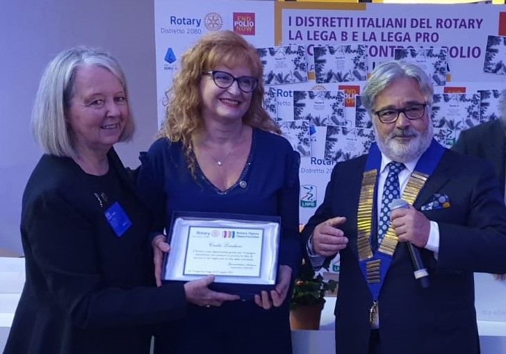 Rotary: premiazione della Dott.ssa Lendaro per il suo operato nel distretto 2080